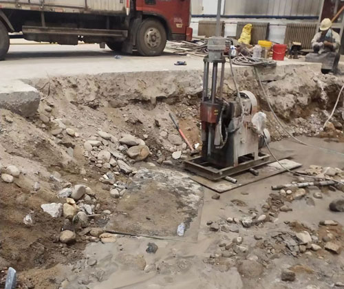海东公路下沉压浆